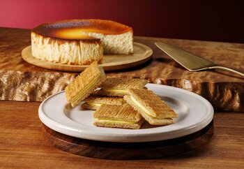 【シュガーバターの木】秋冬限定『ベイクドチーズケーキ風』新登場！デザート仕立てのご馳走サンド。全国通販も