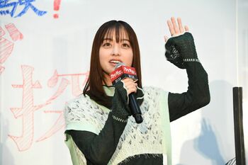 橋本環奈、高校生260人の前にサプライズ登場！「こんなにキャーキャー言われるとは」
