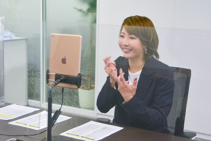 柚希礼音 ファンの姿に「かわいい」と大興奮！「オンライン個別お話し会」密着レポート