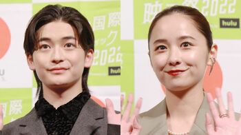 高橋文哉＆堀田真由「ニューウェーブアワード」を受賞！「賞の名に恥じない活躍を」