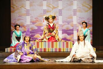 中村倫也主演「狐晴明九尾狩」が開幕＆追加公演決定！「気持ちよく楽しんでくださいませ」