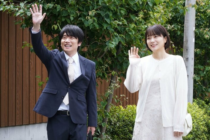 【場面写真追加】遥（のん）は藤川（朝井大智）と旅行へ、薫子（深川麻衣）は義孝（風間俊介）と入籍するが…『Tokyo middle 30』第4話予告