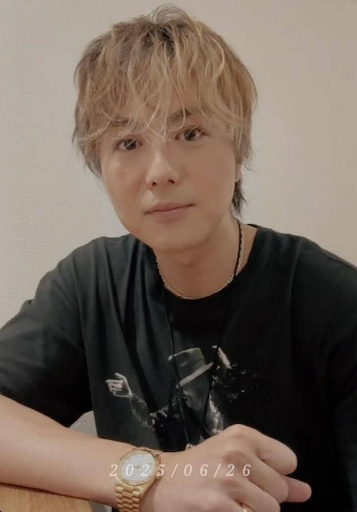 EXILE TAKAHIRO クリアチャーム 背景あり バースデー BD レア EXILE TAKAHIRO クリアチャーム 背景あり カレンダー 真顔 レア