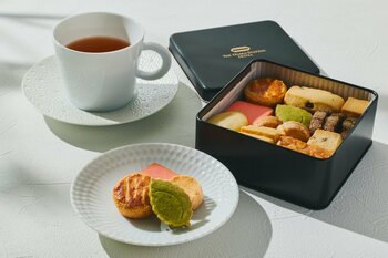 【大阪ステーションホテル、オートグラフ コレクション】美味しさを届ける新ギフトがオンラインショップに登場　10種の味わいを楽しめるクッキー缶とルームサービスで誕生したオリジナルビーフカレーを発売