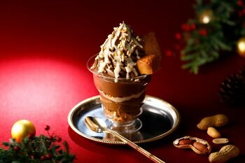 【阪急うめだ限定】”ピーナッツ×チョコレート”昨年好評だった冬のサンデーが今年も登場。【Dore（ドレ）】より「ドレ・チョコレートサンデー」好評発売中！