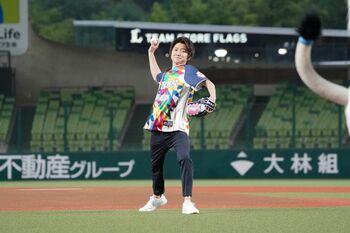 藤原竜也 “憧れの地”に立ち感激「人生を間違えた。やっぱり目指すところは野球選手でした（笑）」