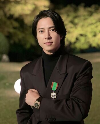 【ブルガリ】ブルガリのアンバサダー 山下智久が、フランス農事功労勲章 シュバリエ章を受章