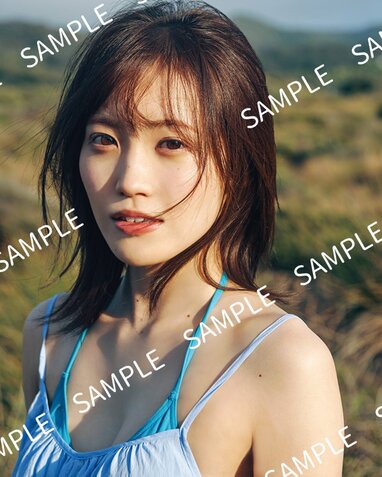 櫻坂46松田里奈が“お花の妖精”!? 植物園でのキュートな新カット解禁