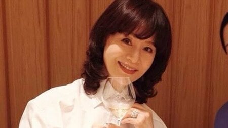 「額に入れたい」大地真央 宝塚元トップスター同士の再会ショット披露！優雅な“2人ディナー”に「最高伝説です！」「涙が出そう」と反響