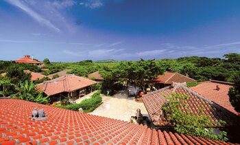 【実施報告】未来へつなぐ沖縄の技と心 ～機織とブクブクー茶で 学ぶ、つくる、感じる 文化学習～