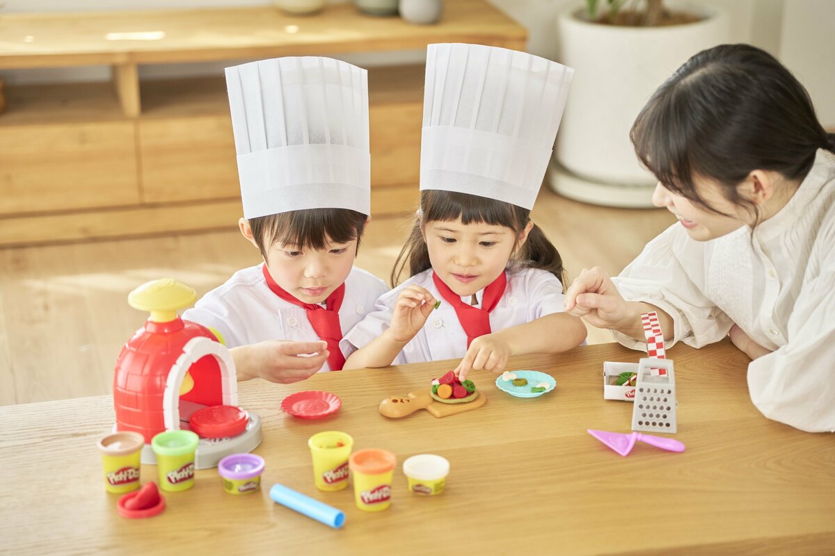 はいっ！できたてピザお届け” 気分は本格ピザ職人！7月4日発売