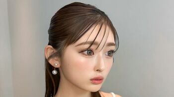 ゆうちゃみ　鎖骨くっきりデコルテあらわな大人ショット公開！　“ちょいいめちぇん”して大人ゆうちゃみに