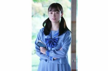 橋本環奈『ルパンの娘』に名探偵一家の娘役で出演！中学生に扮し絶品セーラー服姿も