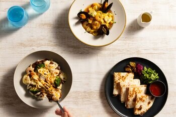 華やぐ冬の地中海料理に、沖縄の恵みを添えて／ ザ ロイヤルパークホテル アイコニック 那覇