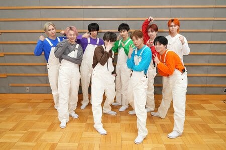 超特急、化かし合いバトル第2弾！映画『クローズ』で人生が変わったメンバーとは？スタジオライブは『スピカ』をフル披露