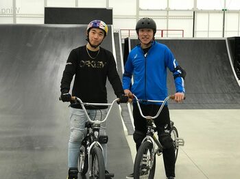 村上信五 初挑戦のBMXでジャンプに成功「今いったな！」とハイテンションに