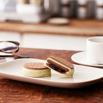 大丸梅田店にとろとろキャラメルで人気の〈N.Y.C.SAND〉が再登場！新作「N.Y.エスプレッソラテキャラメルサンド＆Wチョコレート」も数量限定販売