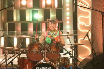 KinKi Kids、テレビ初披露となるフワちゃんのドラムに驚嘆！「経験者なのかと思った」