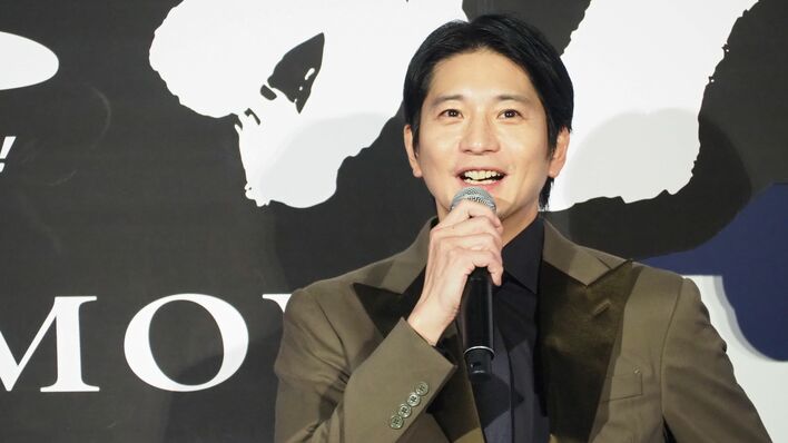 【写真22枚】孔明カラーで登場した向井理らの写真を見る