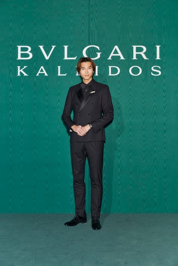 ブルガリの展覧会「ブルガリ カレイドス 色彩・文化・技巧」を祝したガラ ディナーに庄司浩平が登場