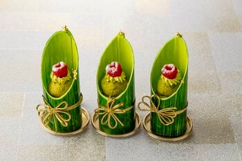 【ヒルトン東京】お正月に楽しむデザートや年始のおもたせに、門松をイメージした新作スイーツ「KADOMATSU」