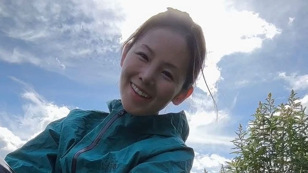 玉ねぎを300本植えました」小西真奈美(46)の農作業姿公開に反響！土