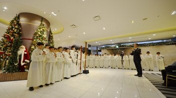 【ホテルメトロポリタン エドモント】「暁星(ぎょうせい)小学校聖歌隊」によるクリスマス チャリティーコンサートを開催