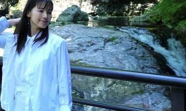 小西真奈美(46) “起きぬけ状態”で早朝散歩を満喫！自然体な姿に「透明