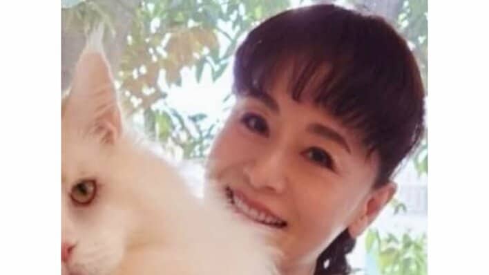 大地真央より“顔がデカい”!?ゴージャスな愛猫たちを公開！二足立ちする姿に「もふもふしてて美しい」「顔が緩んじゃいます」と反響