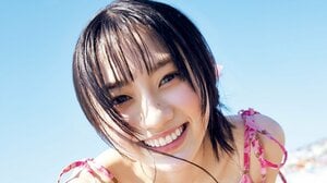 乃木坂46川﨑桜　ニースの海辺やパリでの先行カットが解禁！水着姿からすっぴんまで「振り幅」魅せる1st写真集