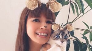 3児の母・吉川ひなの “新たな家族”誕生を報告！生まれたばかりの小さな命を優しく包み込む様子に「かわいいの渋滞」「泣ける」