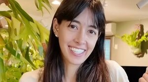 森泉 広々自宅の改装したプールを公開！“まるで海外映画”なダイナミックな飛び込み＆8歳長女と水着で夏満喫「流石のセンス！」「スタイル良すぎて憧れ」