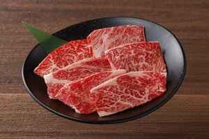 【牛角】黒毛和牛カルビが驚きの半額484円！生ビールも209円の超お得　14日間限定の贅沢フェアがスタート