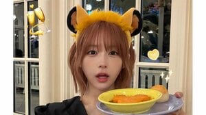 なえなの 弟とディズニーでのツーショット公開！おそろいカチューシャ姿で食事を楽しむ様子やに弟の“センス光る”お土産も披露し「仲良しですね」と反響