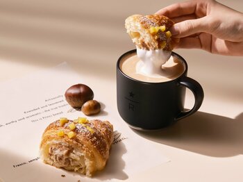 実りの秋、カフェベーカリー“スターバックス リザーブ(R) カフェ”に栗の豊かな風味を味わう『コルネッティ マロンクリーム』が9月9日（水）より登場