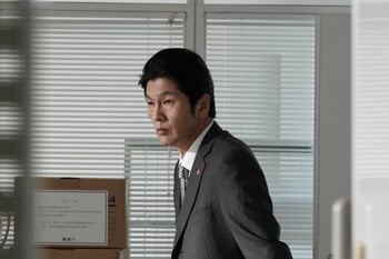 『絶対零度』シリーズ1、2に登場した警視庁捜査一課の管理官・深沢ユウキ（丸山智己）が登場…歴史は続いていた！