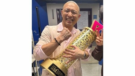 「世間狭い」R-1新王者・今井らいぱち 同じ中学だったM-1王者との2ショット公開！「お笑いエリート中学確定」「打ち出の小づち」と話題に