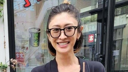 山田優 “かっこよすぎ”な母との2ショット公開！派手髪＆“親子おそろい”コーデでおでかけを満喫する様子に「ワイルドだわ」「憧れる」