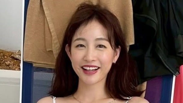 新井恵理那 産後約8ヶ月のビキニショット公開！沖縄プールでの0歳長女とのおそろい水着コーデに「ステキな親子」