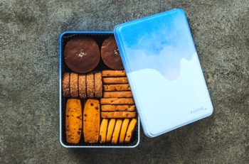 toroa、『ベストお取り寄せ大賞2025』洋菓子・スイーツ部門にてチョコだらけクッキー缶が銅賞受賞。『ベストお取り寄せ大賞2022』総合大賞&3年連続入賞殿堂入のとろ生チーズケーキに続き4年連続入賞