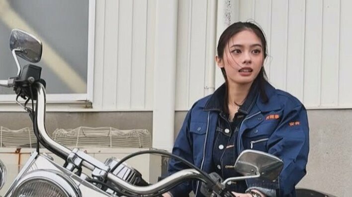 「脚長すぎ！」安斉星来 ハーレーにまたがるオーラ満載のショットを披露！「かっけぇびっくりした！」「サマになってます！」と反響