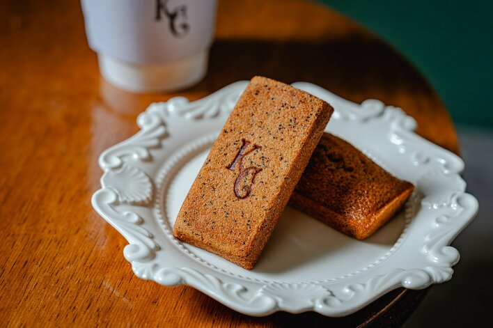 蔵前の焼きたてカヌレ専門店「KURAMAE CANNELE」、蔵前本店・エキュート上野店で紅茶の香り豊かな「紅茶フィナンシェ」期間限定登場
