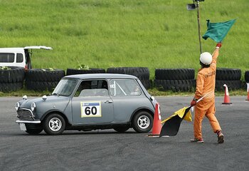 【JAF九州】マイカーで気軽に参加できるモータースポーツ「オートテスト」開催に協力 ～12月21日（日）、芦屋海浜公園駐車場にて～