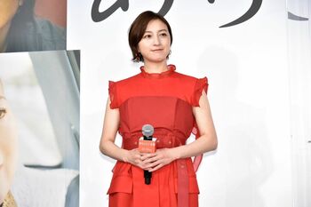 広末涼子 不倫夫を黙認する妻役で体調不良に？「母に『こんな役やってるから』って」