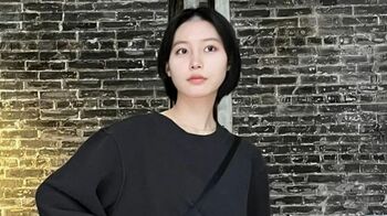 南沙良　おへそチラ見せショット公開　スタイル際立つ全身黒コーデ姿にファンからは「クールビューティー！」と絶賛の声