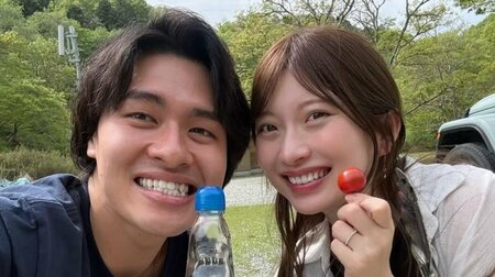 「お腹おっきくなってる」華金カップルがキャンプ満喫する様子を披露！愛車バックにおなかに手を当てリラックスするショットに「すっかりママの顔」「素敵すぎます」