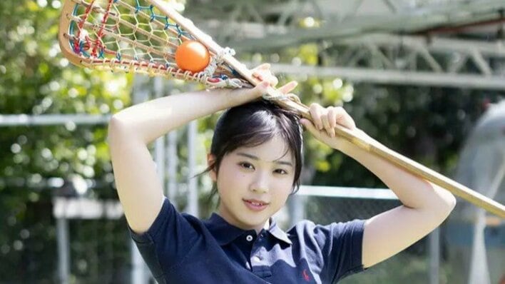 【画像5枚】矢野ななか ユニフォーム姿から大人な水着ショットまで最新写真集の先行カットを見る