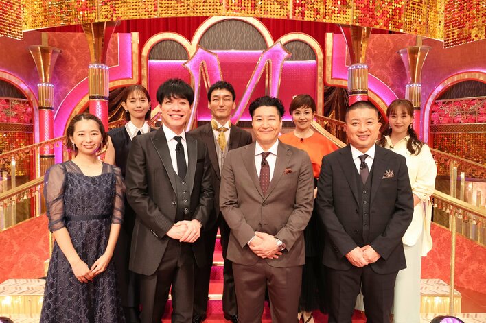 【画像11枚】草彅剛、プリンセス天功が出演『国民的マジックの祭典』の写真を見る