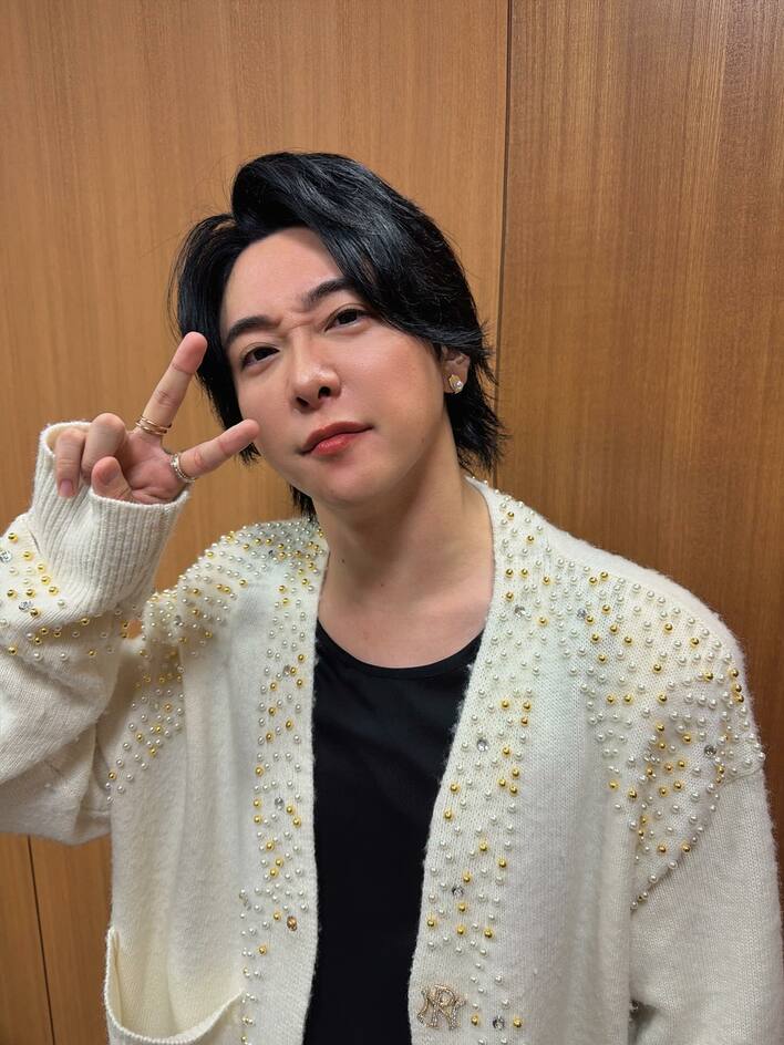あざとい！」ミセス大森元貴 学ラン姿での上目遣いショット公開