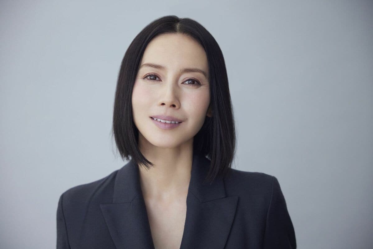 中谷美紀 25年ぶりの月9出演！ともに主演を務める二宮和也＆大沢